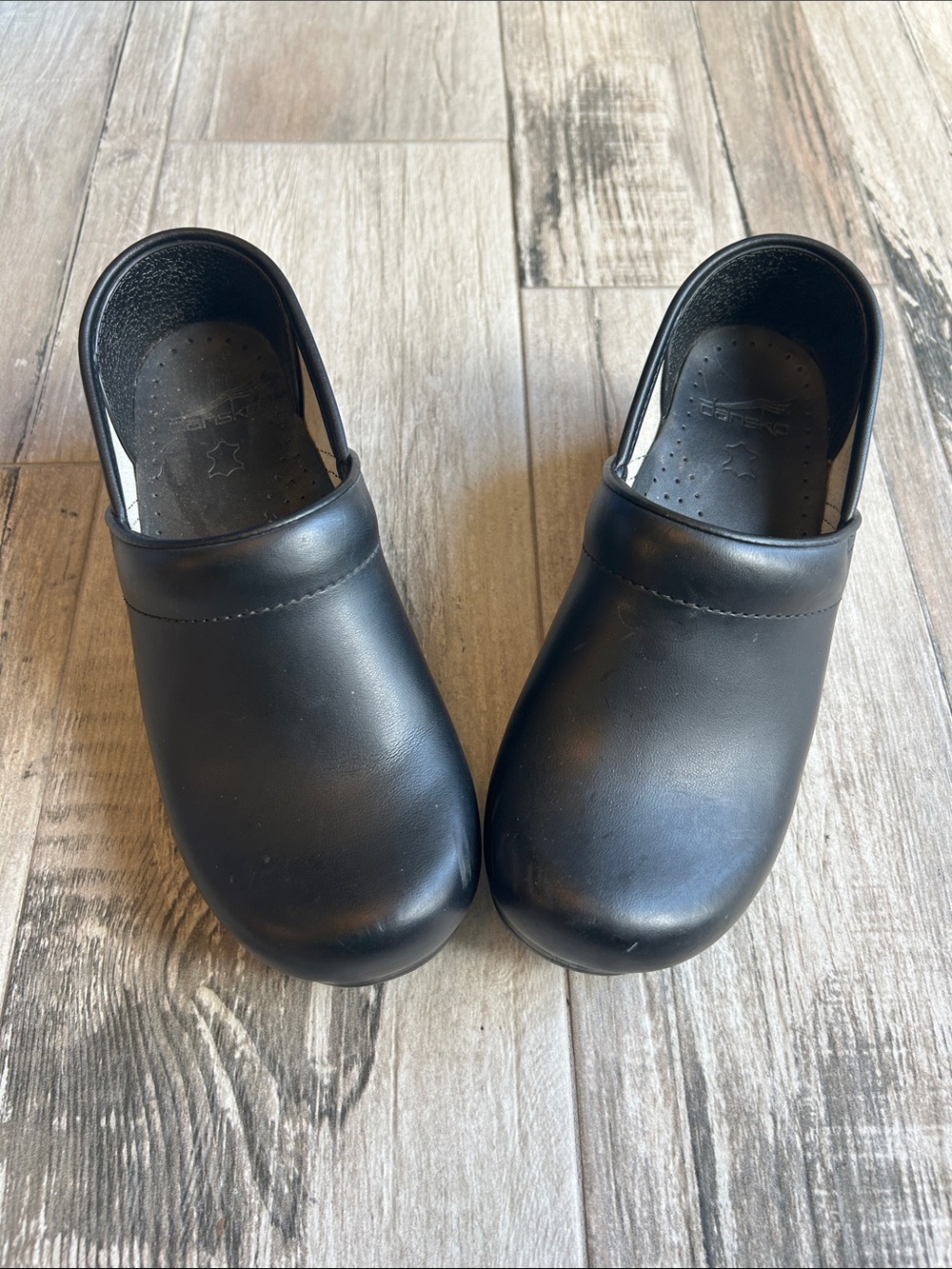 Dansko clogs size 37